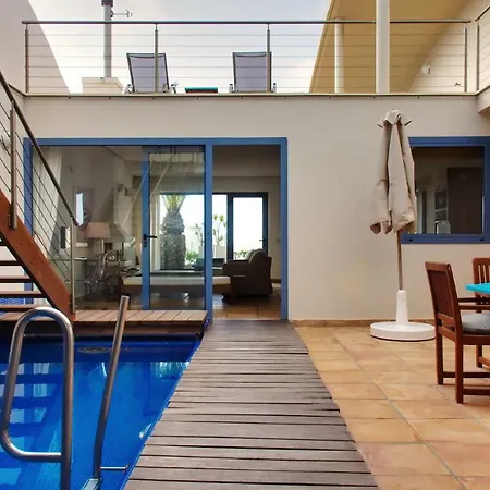 Premium Isabel 1 Villa