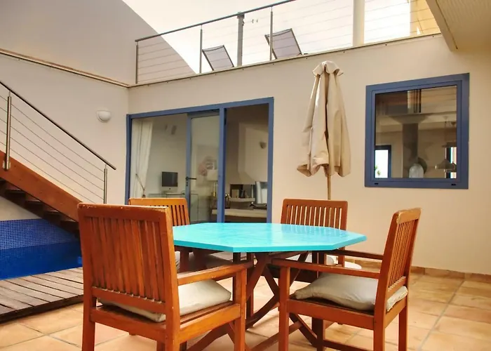 Premium Isabel 1 Villa