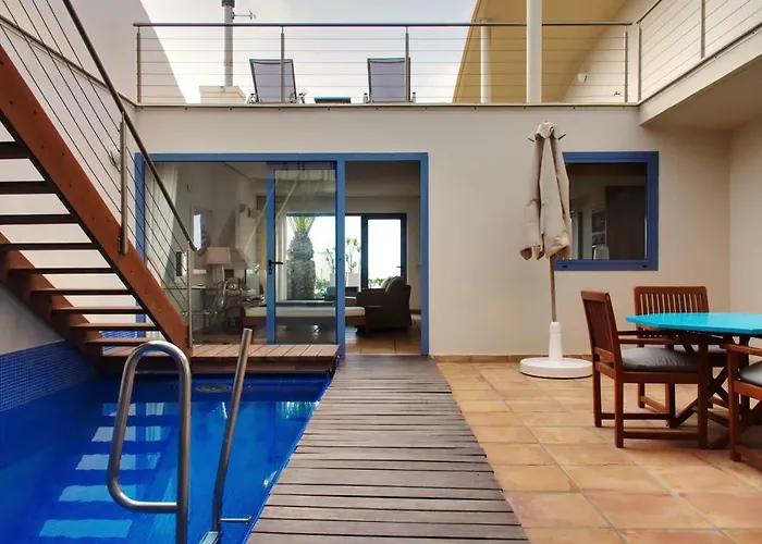 Premium Isabel 1 Villa